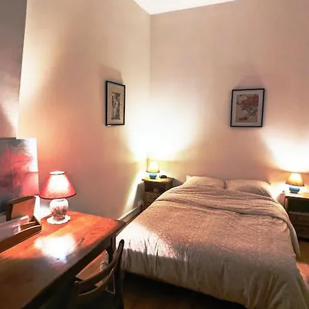 Appart Authentique Et Confortable - Marais Paris Exterior photo